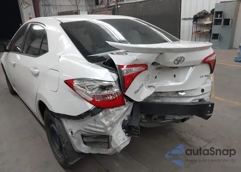 2015 Toyota Corolla Le Eco z USA, uszkodzony, nr VIN 5YFBPRHE9FP191585